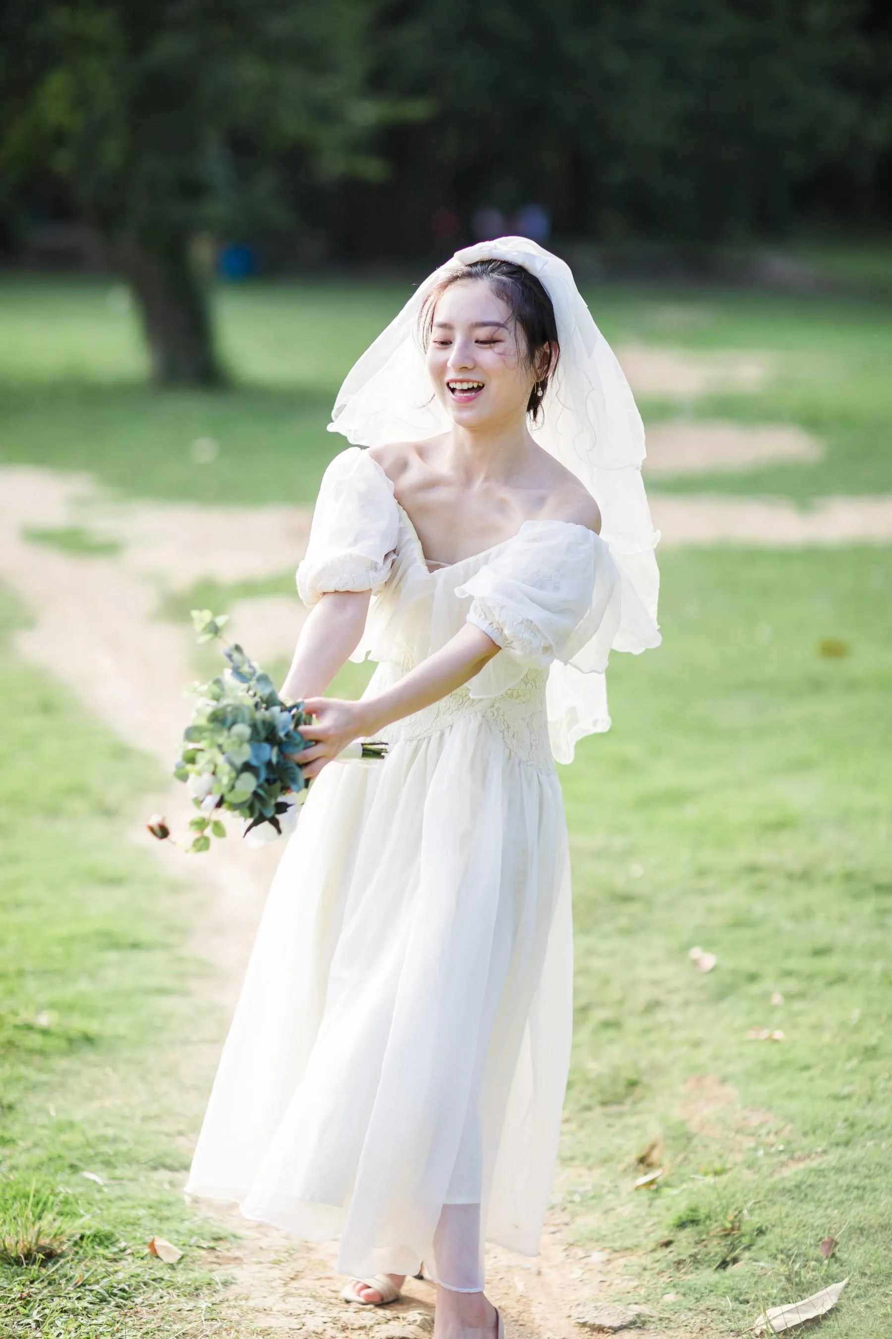 [YITUYU艺图语]2021.09.10 梦中的婚礼 莎莎 [24P]插图6